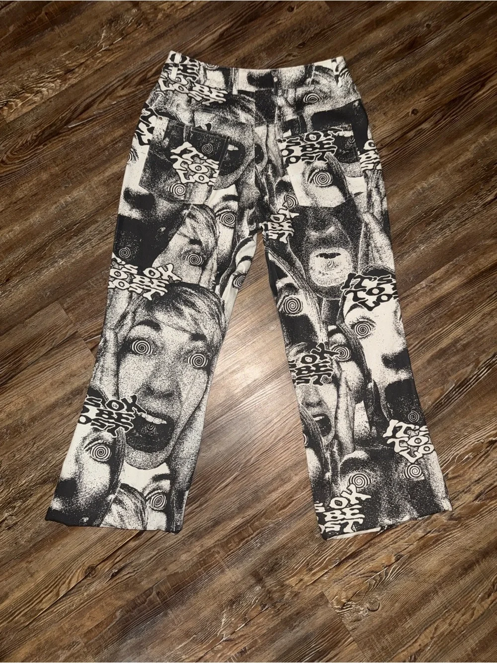Graphic Face Print Wide Leg Pants - Black & White